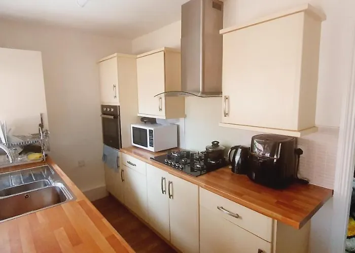 Δωμάτια σε οικογενειακή κατοικία Petals Λιντς